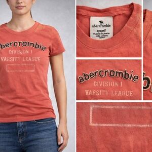 Abercrombie Varsity Tee Women’s Small Faded Coral Distressed Logo Y2K babydoll